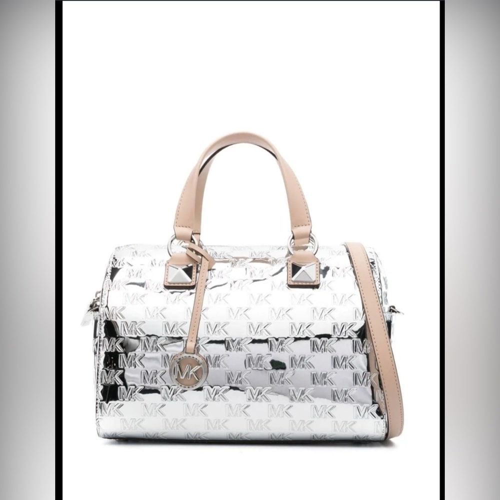 Unlisted Bags - Picture 3 of 7